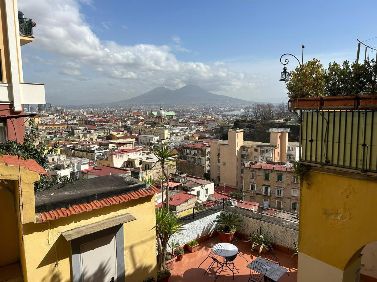 Buonanotte & Buongiorno Guesthouse Naples Exterior photo